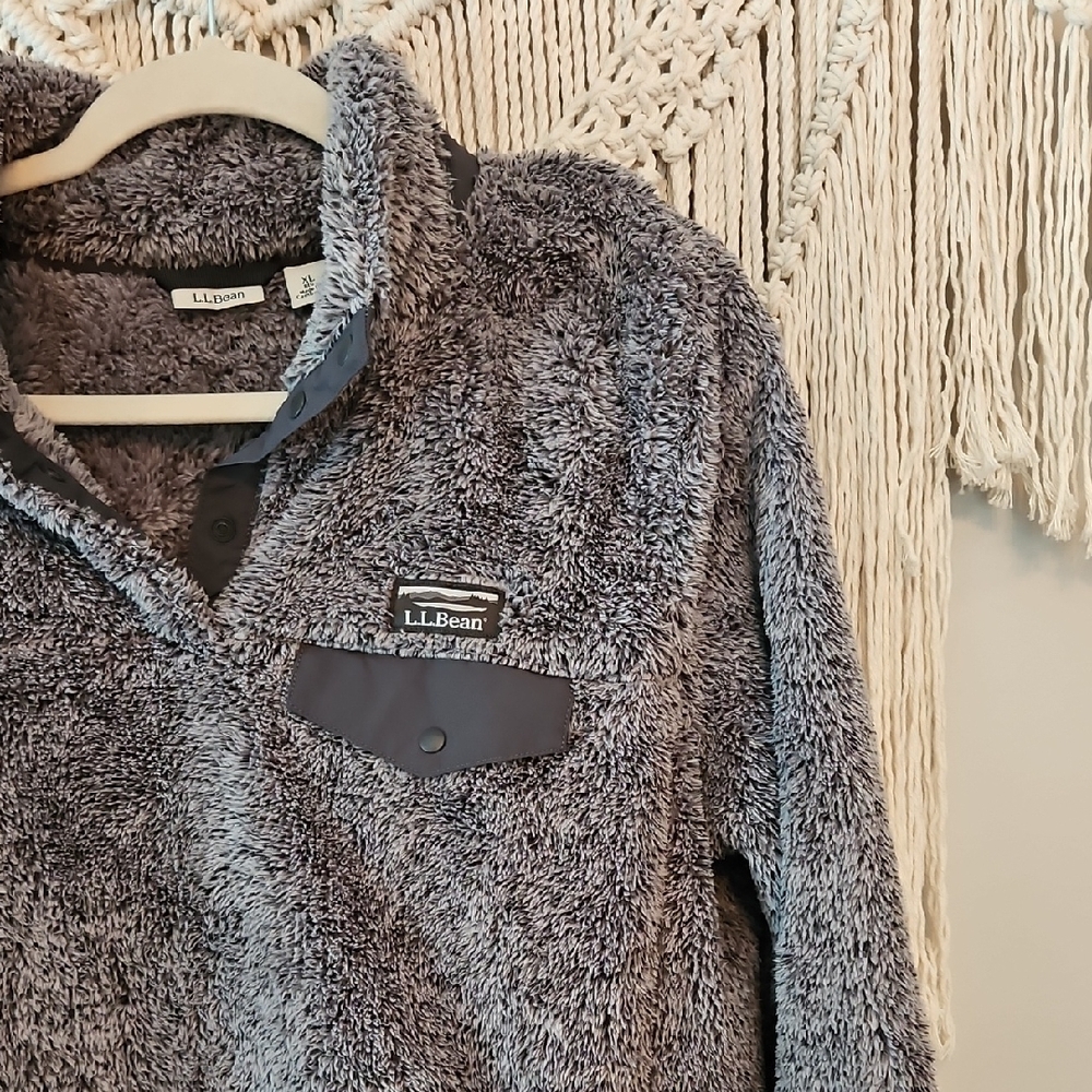 L.L. Bean Charcoal Fleece Pullover